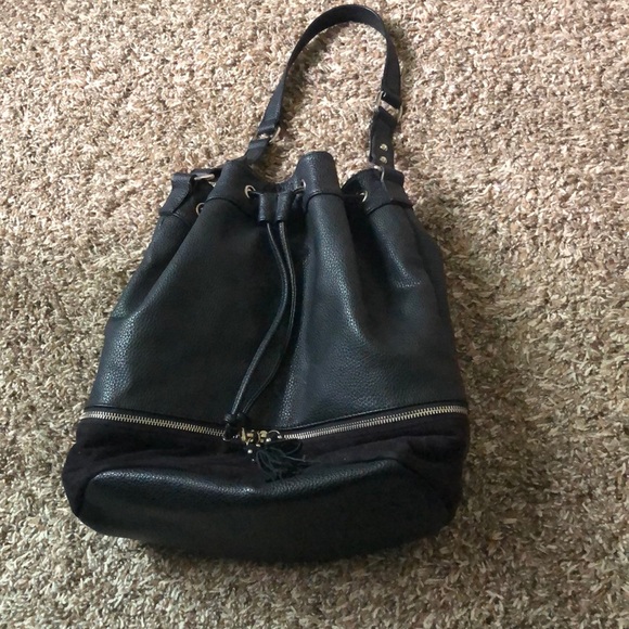 Handbags - Express Drawstring Shoulder Bag